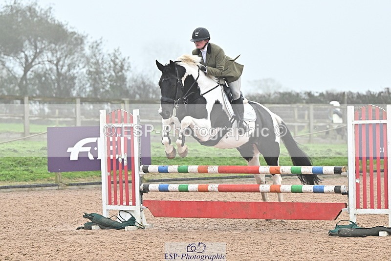 241103A-112559-07037 - SUN Cls 18 British Novice and 90cm Open