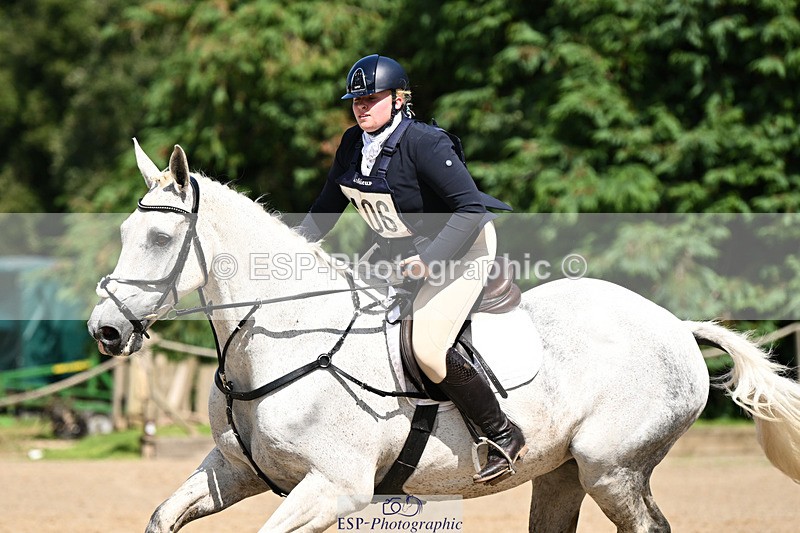 240824X-133612-29023 - 80cm Round 2 13.30 to 14.30