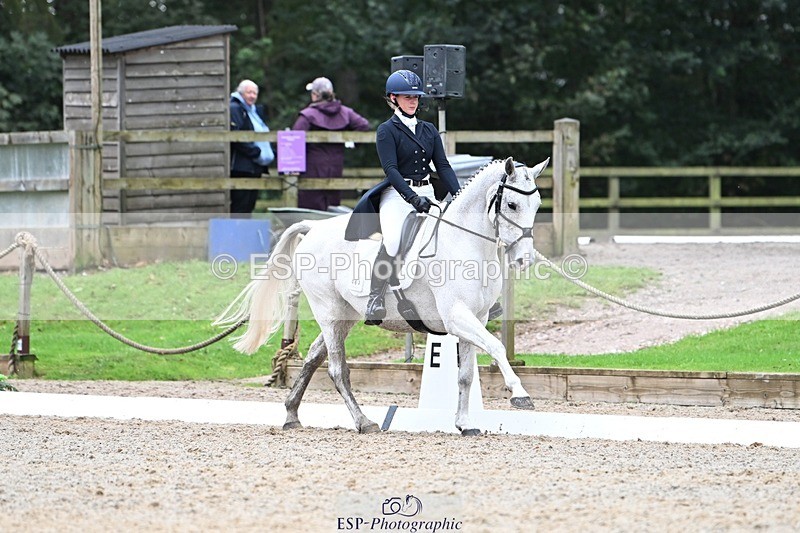 231019-152721-04480 - 063-TOMGAR.GRACE-Annie.Smith-DR