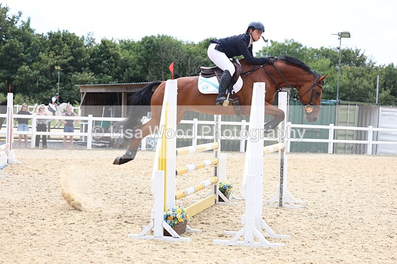 3E7A6297 - Class 8: Senior Newcomers/1.10m open