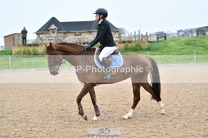 241102A-105000-04110 - SAT Cls 9 British Novice and 90cm Open