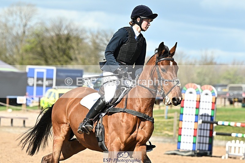 250416-151811-01678 - Cls 6 Foxhunter and 1.20m