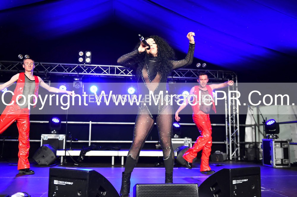 SH4_6558 - The Cher Experience
