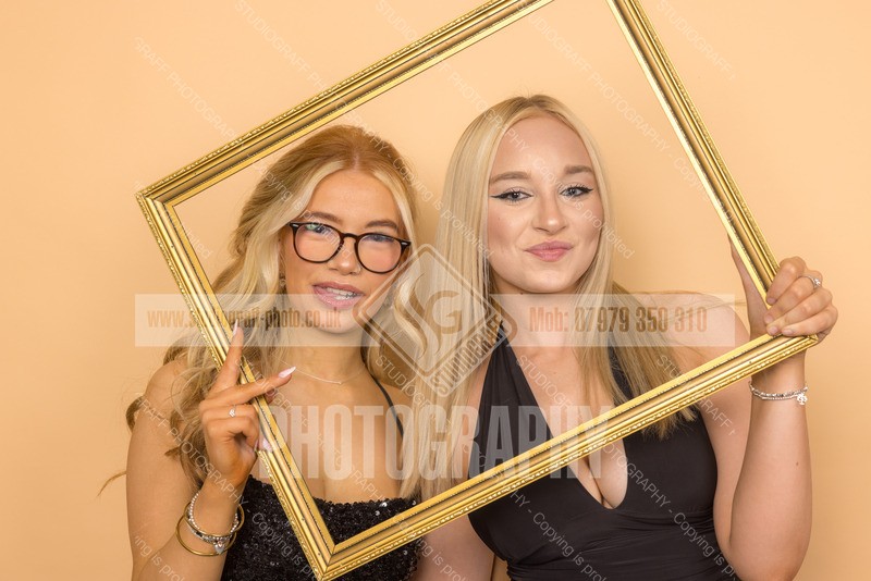 R5L1_2230 - Thurso high school 2025 - Senior prom