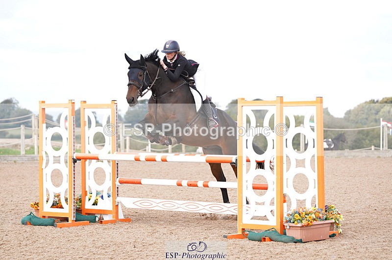 241004A-112454-00215 - Fri 02 Snr 1.05m Open