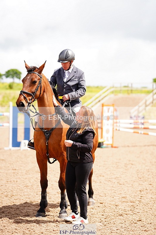 240526A-122650-08056 - Cls 26 Chard Equ 1.05m and 1.10m Grand Prix