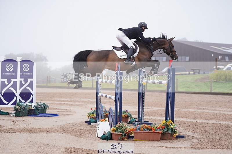 240720A-103426-14101 - Cls 3, 3 Star Small Tour 1.40m