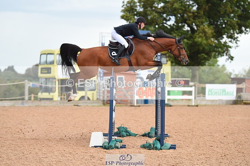 230927A-235612-00573 - Cls 6 National 1.30m