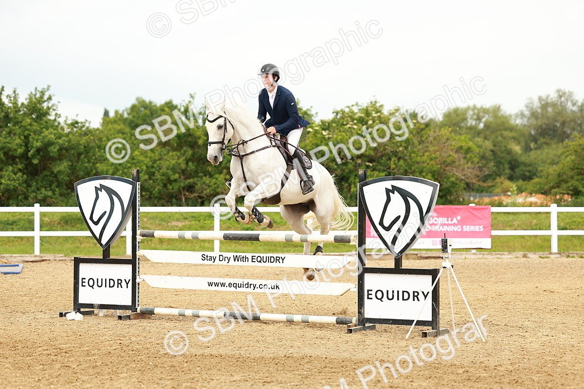 SBM_002086 - Class 4 - Senior Newcomers - 1.10m