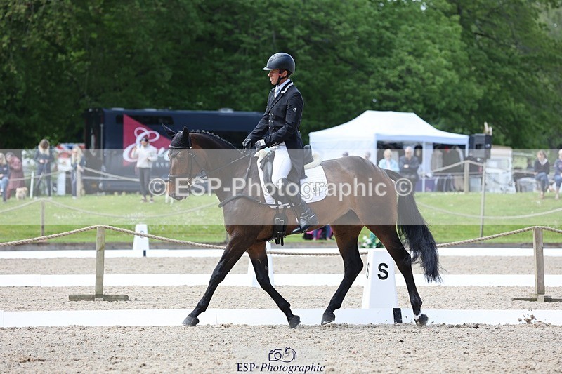 240523-131254-02551 - 303-KILLEENHOUSESTUD_OBOS_16-Tom_D_Crisp