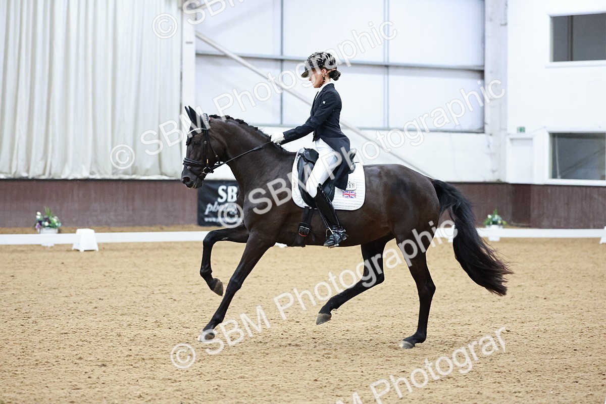 SBM_021196 - Class 14 - FEI Grand Prix - 17.40-18.34