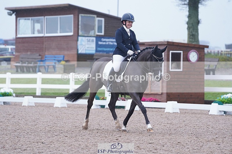 250215-112854-03477 - 189-Amy.Cox-Pretty.Picture