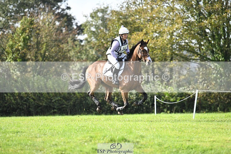 231020-110918-07080 - 034-COOLEY.PARK.MUZE-Gemma.Stevens-XC