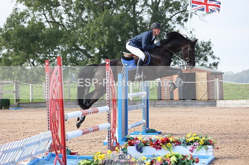 230915A-104026-01498 - Cls 2 Snr Foxhunter