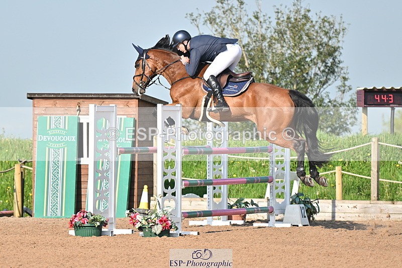 240512A-083855-16449 - Cls 47 Snr 1.20m Open