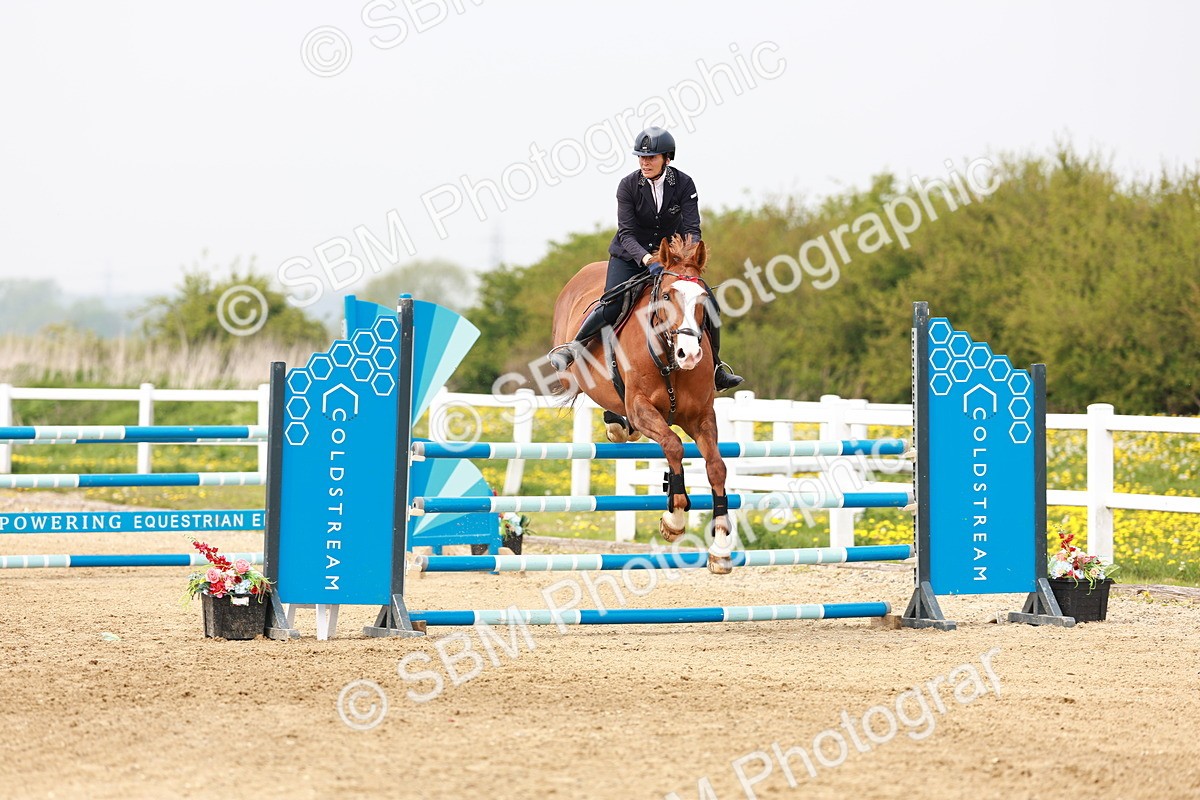  - Class 18 - Senior Newcomers - 1.10m