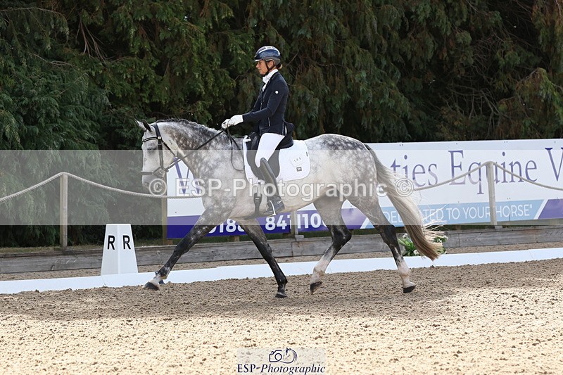 250809A-102544-02601 - 145-Sara-Jane.LanningSilvers.Cassandro