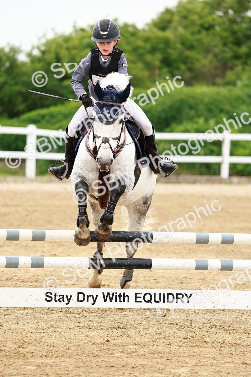 SBM_008228 - Class 4 - 70cm