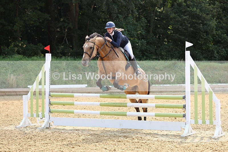 3E7A1481 - Class 4: Senior British Novice/90cm open