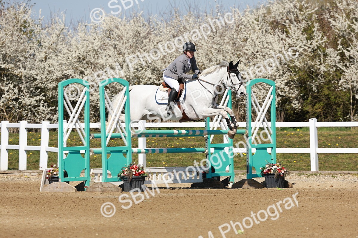 SBM_004128 - Class 17 - Senior Newcomers - 1.10m