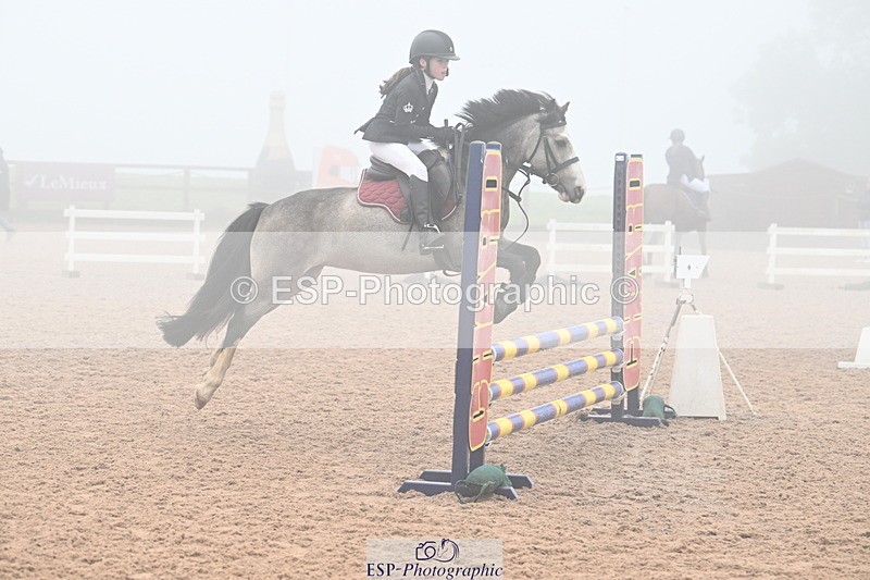 240907A-090513-00015 - Cls 1 Pony Intro 70cm