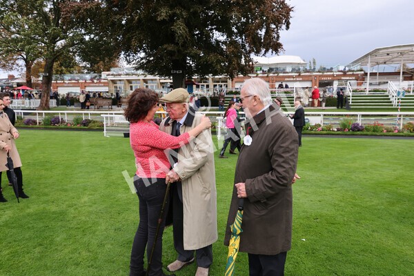 yr07102022r2-10 - Race 2 2.40pm William Hill Autumn Mile