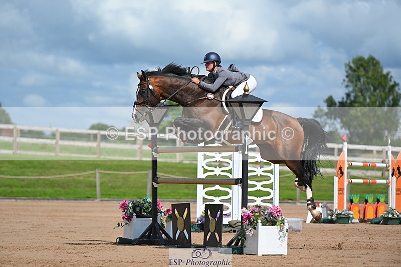 230721A-160202-07575 - Cls 10, 2 Star Big 1.45m Start to break