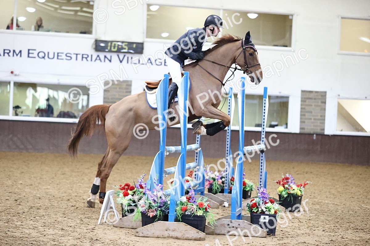 SBM_004988 - Class 16 - Senior Newcomers - 1.10m
