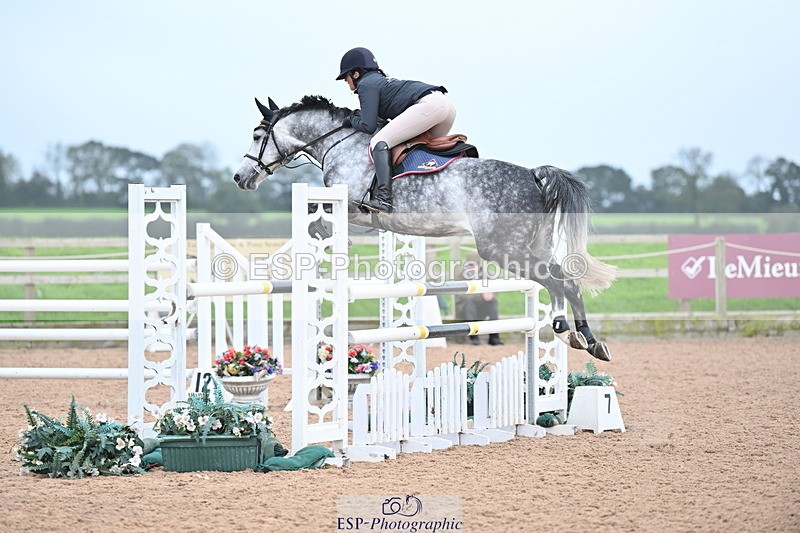 231013A-150018-02874 - Cls 9 Foxhunter & 1.20m Open