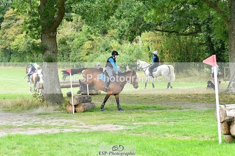 230817-143327-01319 - Theo's 2nd Group - XC