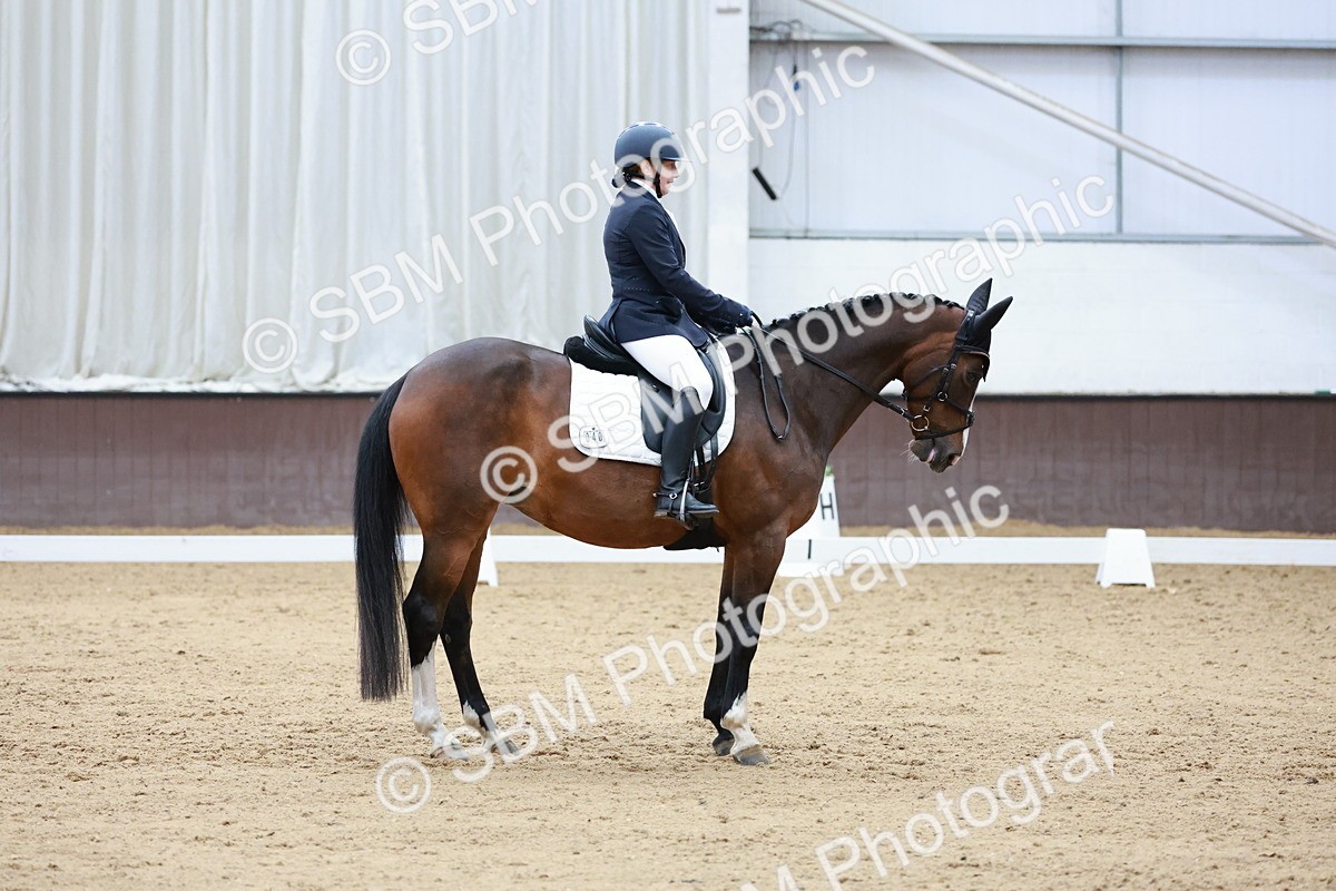 SBM_009084 - Class 6b - Novice 6 - 11.02-12.19