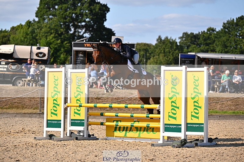 250802A-171121-08281 - H-358-Harriet.Mitchell-LITTLE.LION.MAN