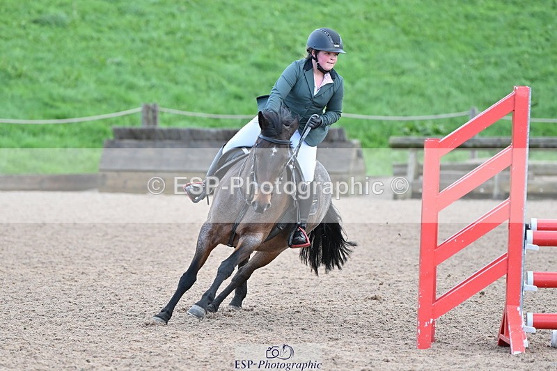 231029A-103155-02771 - 70cm Club and Schools