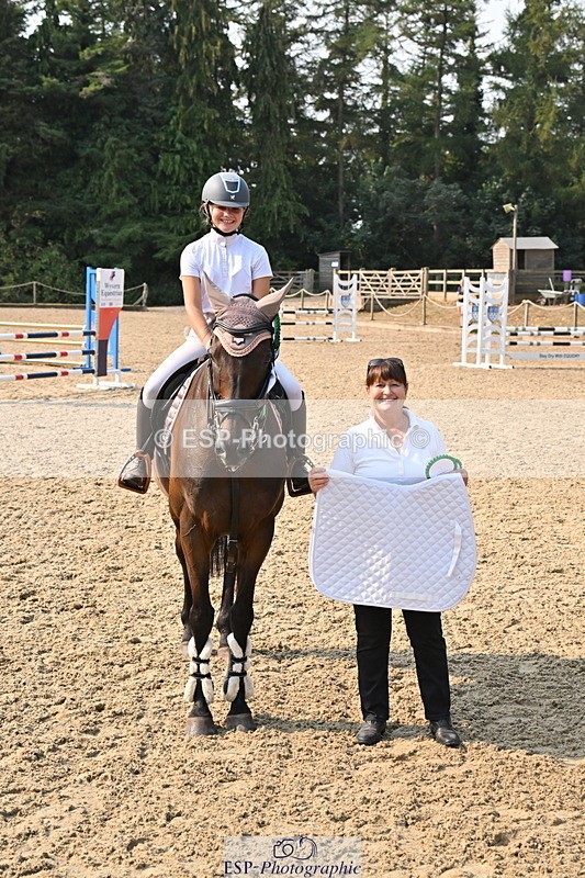 250816A-100358-00595 - Cls 2 Club 80cm