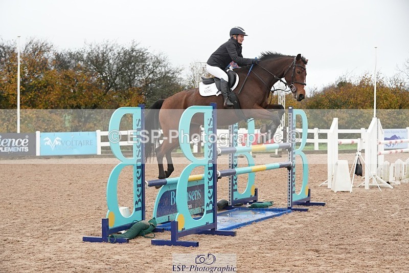 251107-130920-00872 - Cls 5 Newcomers and 1.10m Open