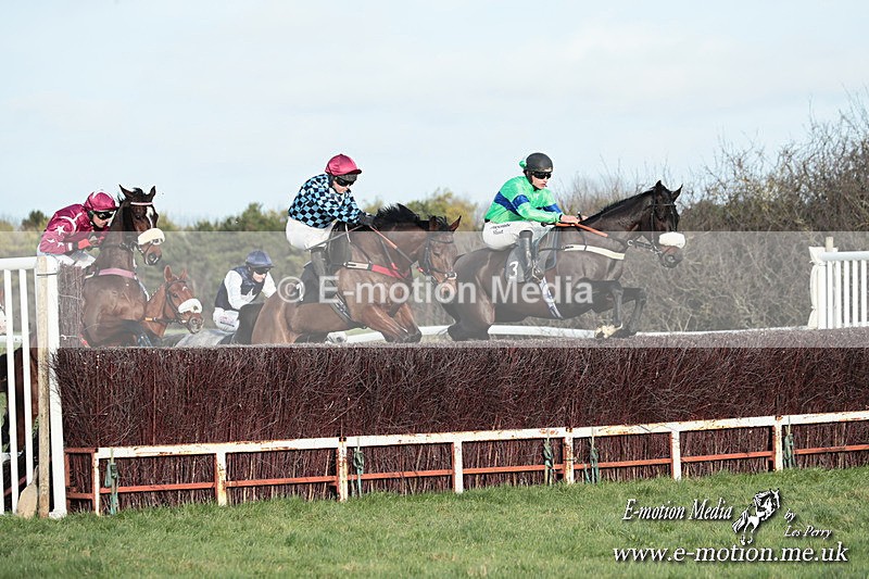 PtP 141225  1577 - New Forest Hounds PtP Larkhill 14/12/25