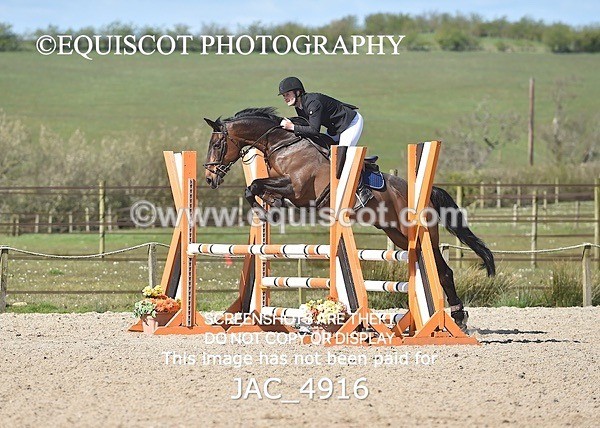 JAC_4916 - CLASS 13 SAT Senior BritiNovice/ 90cm Open