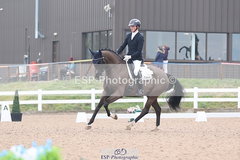 250216-103055-05016 - 215-Tom.Carter-Out.Of.This.World