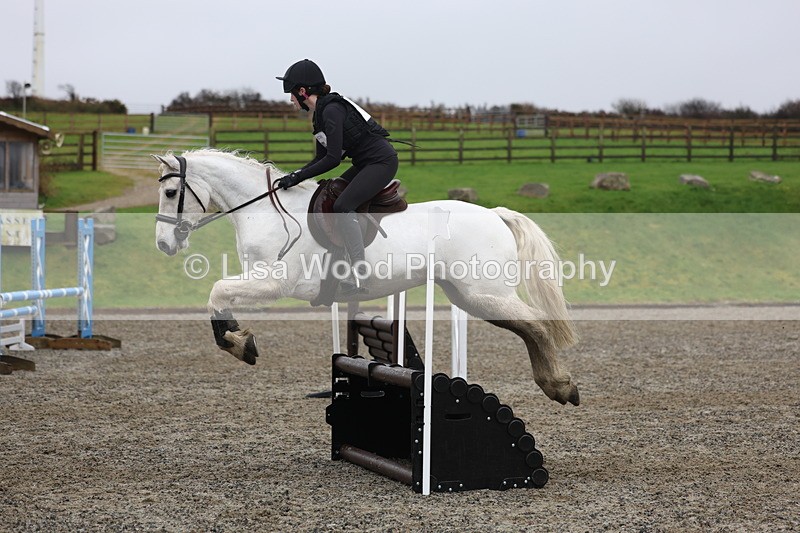 3E7A7078 - Class 2: 80cm Part 1