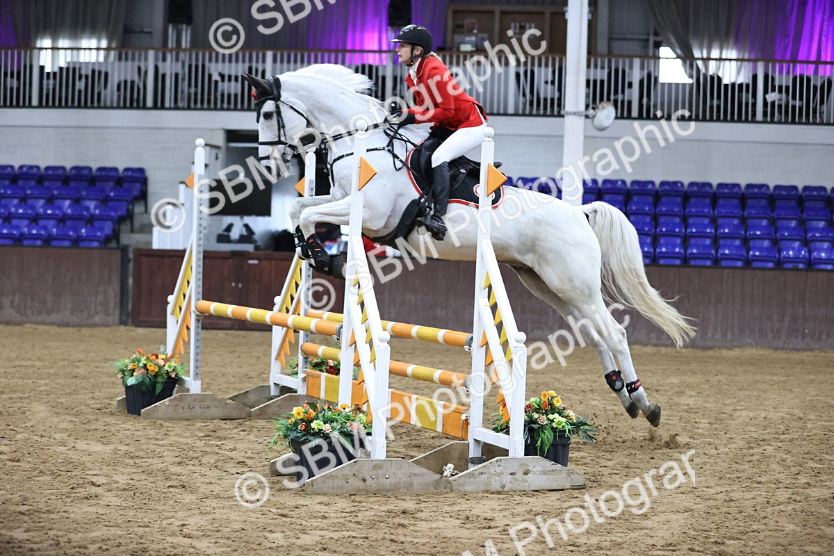 SBM_002680_Class 8 - Senior British Novice - 90cm Open - Pheobe
