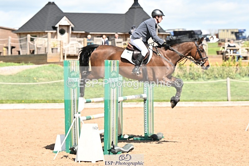 250416-131748-01003 - Cls 4 Newcomers and 1.10m