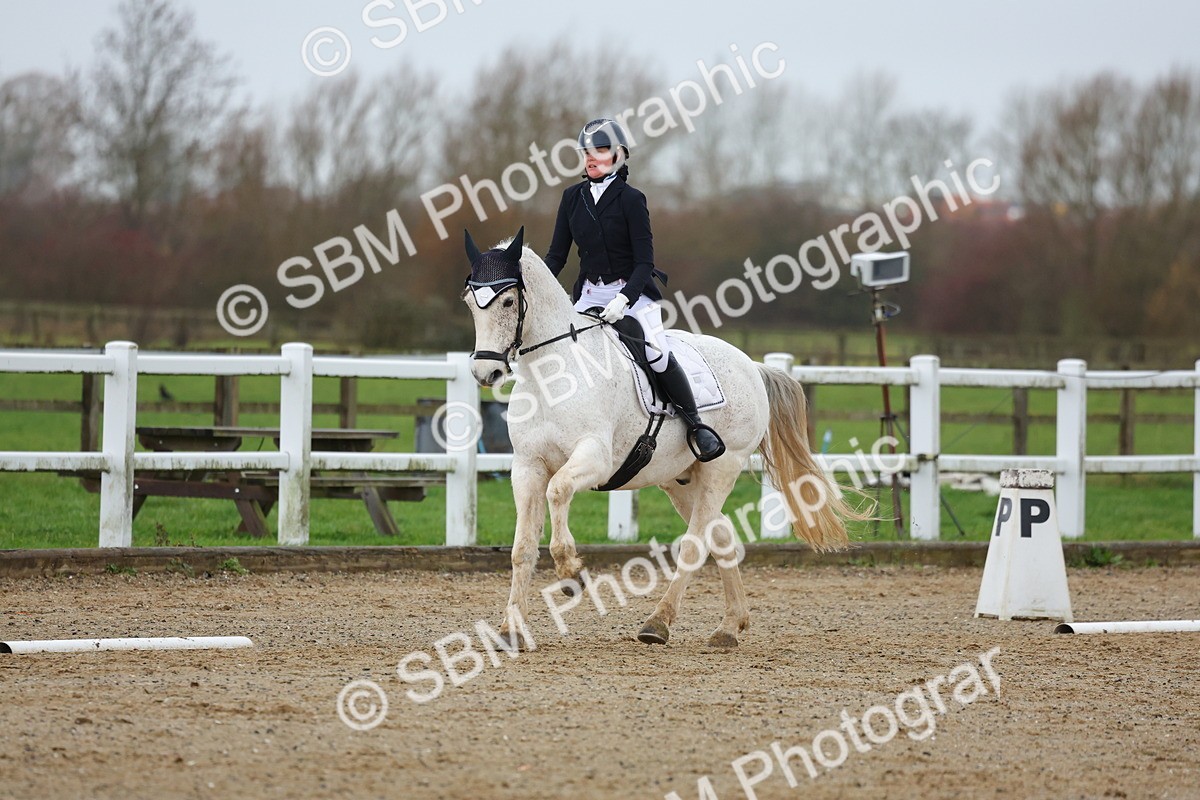 SBM_003117 - Class 6 - Novice 4