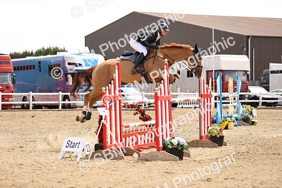 SBM_010543 - Class 9 - Senior Foxhunter - 1.20m Open