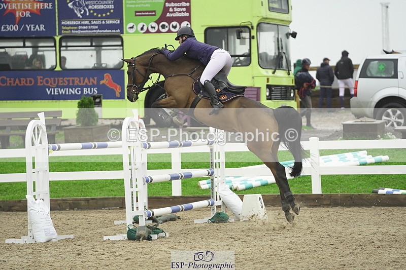 230722A-142440-09664 - Cls 23, 1 Star Gold 1.30m