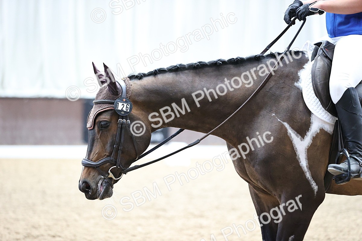 SBM_001821 - Novice 4 - 11.15-13.22