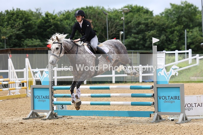 3E7A6098 - Class 4: Senior British Novice/90cm open