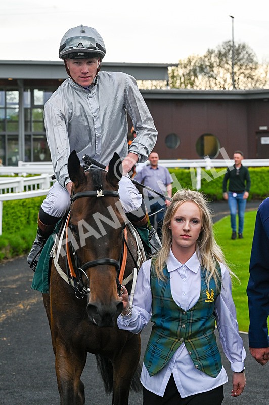 210526-Race 7-Velvet Rhythm-5133 - Race 7 17.27pm Racing Again 30th May Fillies' Handicap