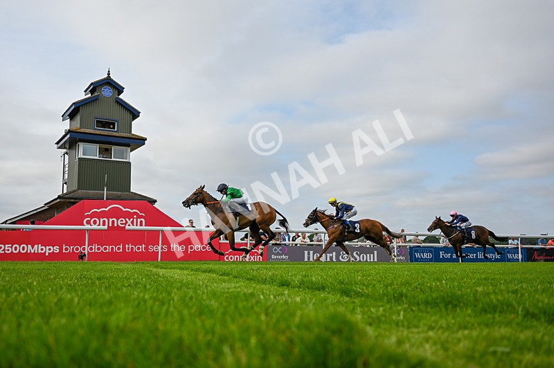 140726-Race 6-The Sweet Escape-4082 - Race 6 16.58pm Racing Again On Monday Evening Handicap