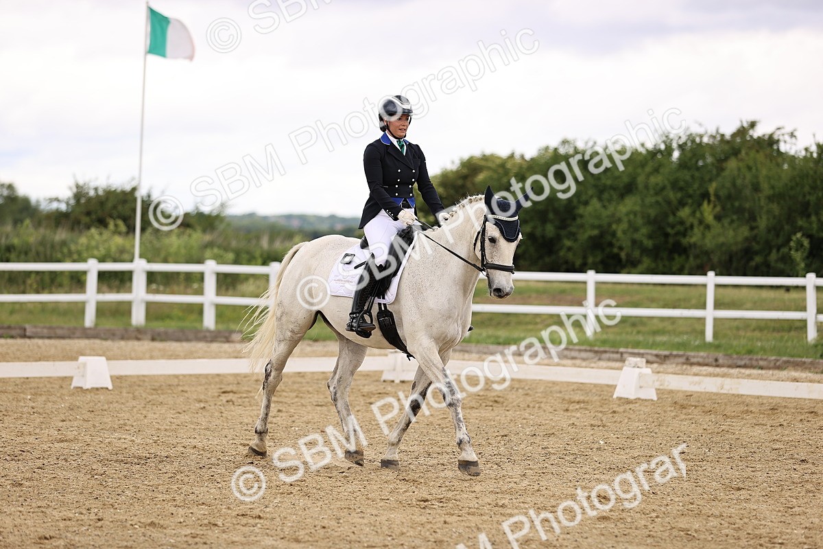 SBM_002078 - Class 2 - Novice 4 - 10.36-11.39