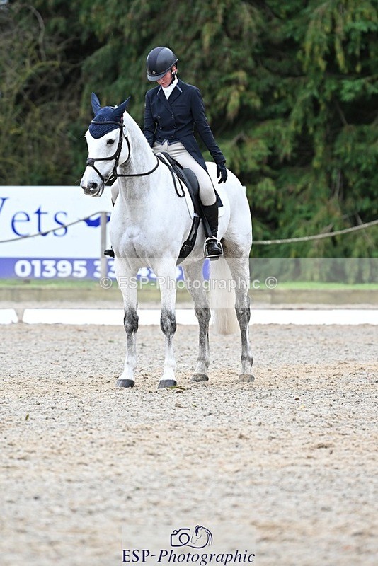 231019-165147-05444 - 072-CARROW.IROKO-Alice.England-DR